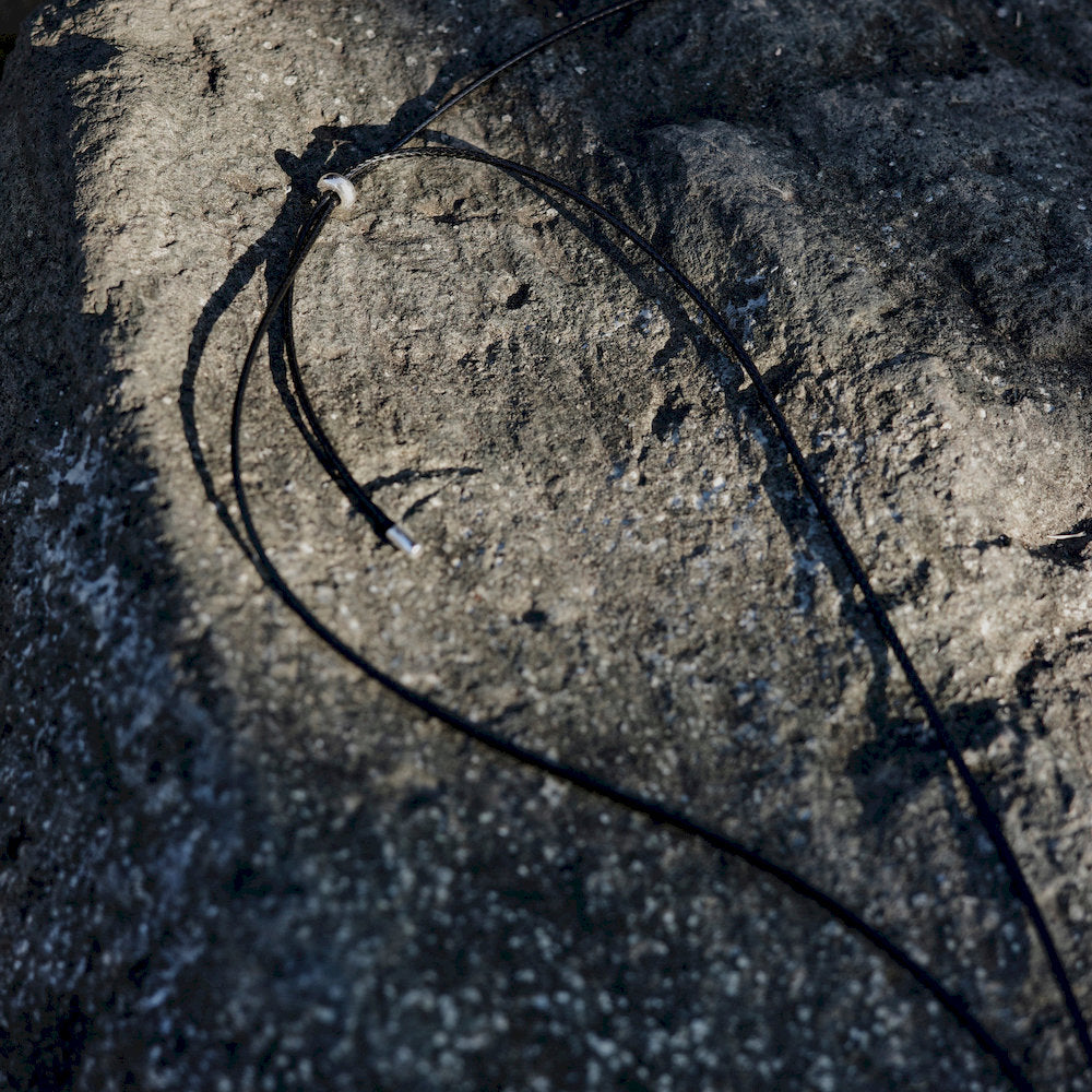 adjustable Black cord detail