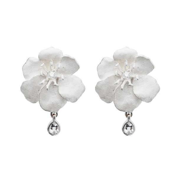 Pistil Studs